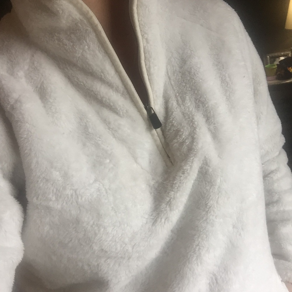 North face pullover